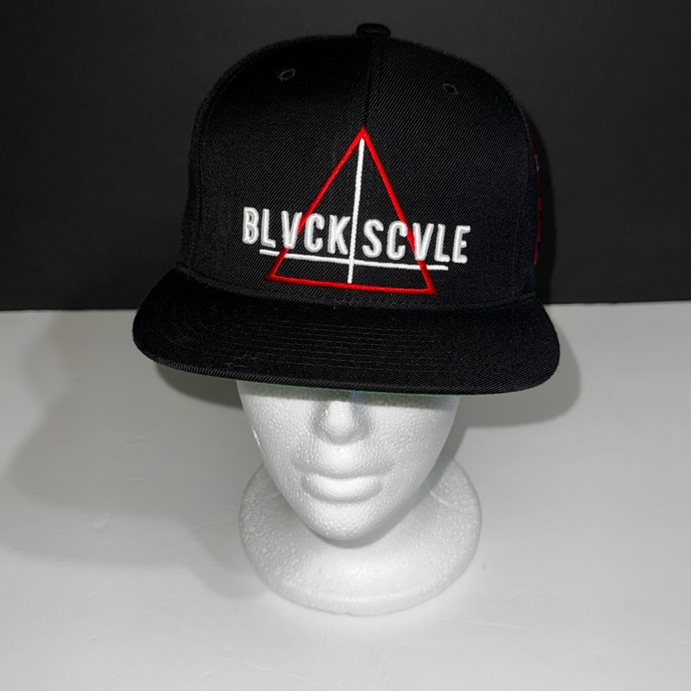Black Scale Hat I Black-Red Logo I Size OSFM